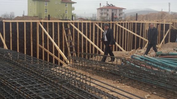 Kadınhanı Ziya Aydın Erkek Anadolu İmam Hatip Lisesi inşaatı çalışmaları hızla devam ediyor