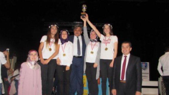 İlçemiz Zeki Altındağ Anadolu Lisesi "Haydi Konuş Bakalım Münazara Yarışması"nda İl Birincisi Oldu
