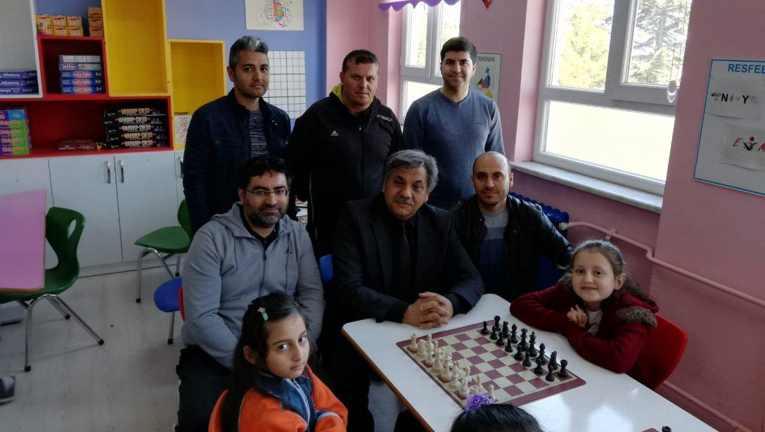 İlçemiz Okullararası Satranç Turnuvaları 11/03/2019 - 13/03/2019 tarihleri Arasında Yapıldı